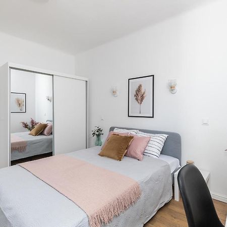 Superapart Nowolipki 23, Unwind In Urban Chic Apartament Warszawa Eksteriør billede