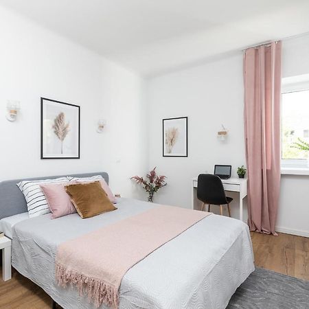 Superapart Nowolipki 23, Unwind In Urban Chic Apartament Warszawa Eksteriør billede