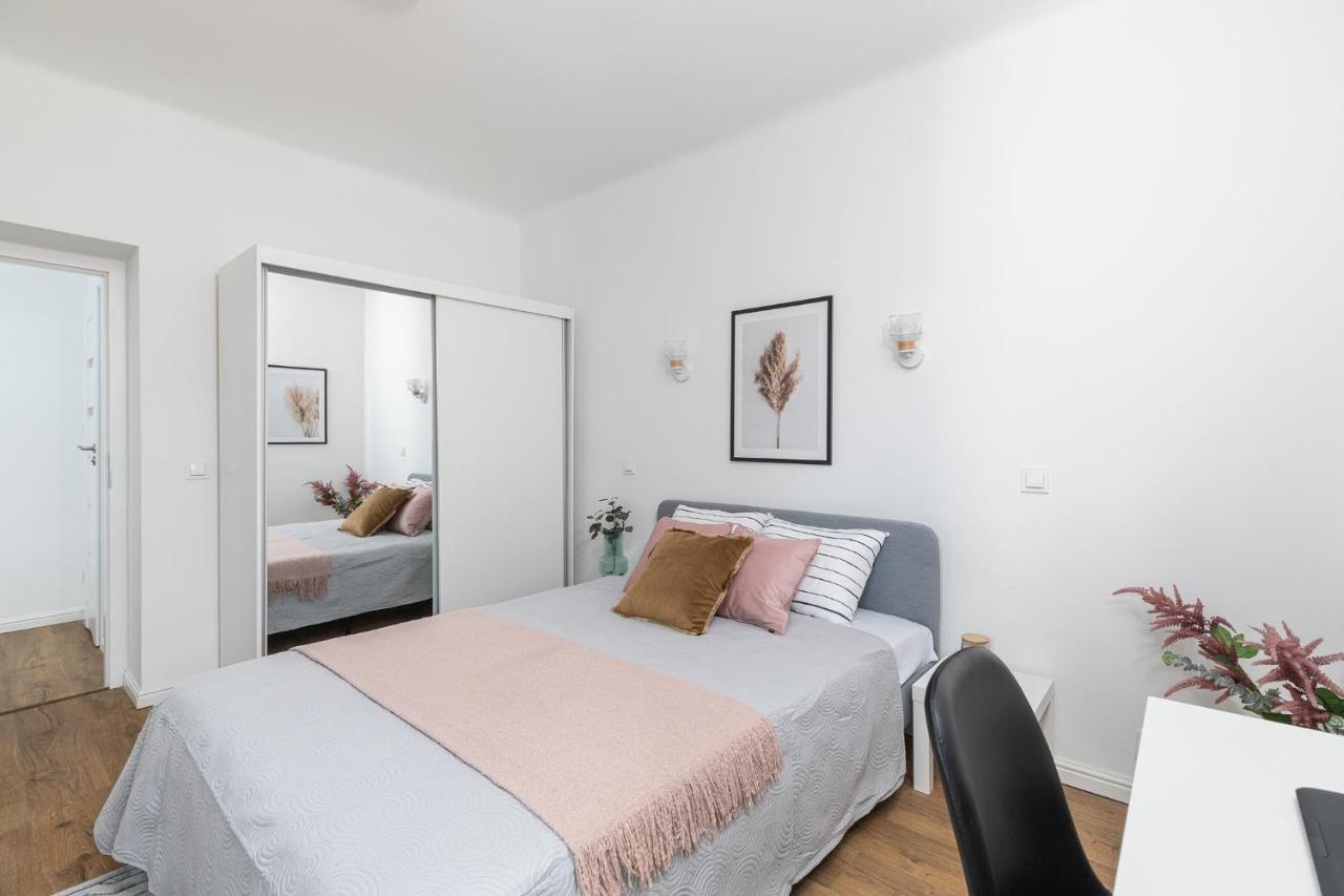 Superapart Nowolipki 23, Unwind In Urban Chic Apartament Warszawa Eksteriør billede